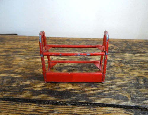 Dinky Tyre Rack vintage garage