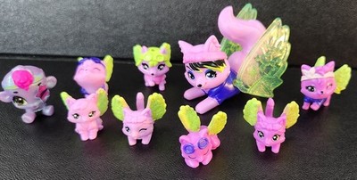 Hatchimals Wolf Fam Roxi Wolfgang Pinky Mutt Ruff Izzy Punky Rebel Cake Toppers