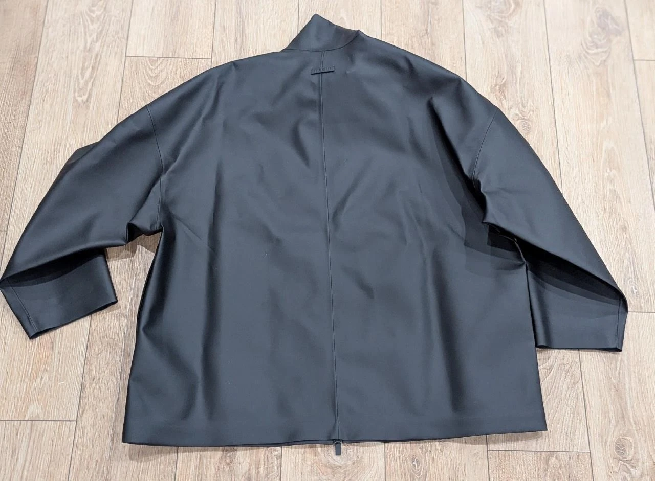 $1695 Mens FEAR OF GOD Rubberized High-Neck Jacket Black Medium - product detail image 4