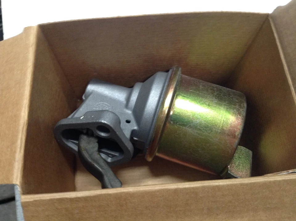 Bomba de combustible mecánica Chevrolet 1981-1986 camioneta GMC 41592 1982 1983 1984 Foto 2 de 2