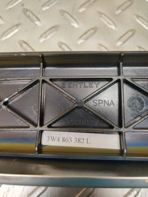 05 06 Continental Flying Spur Front Right Side Door Sill Scuff Plate Bentley OEM