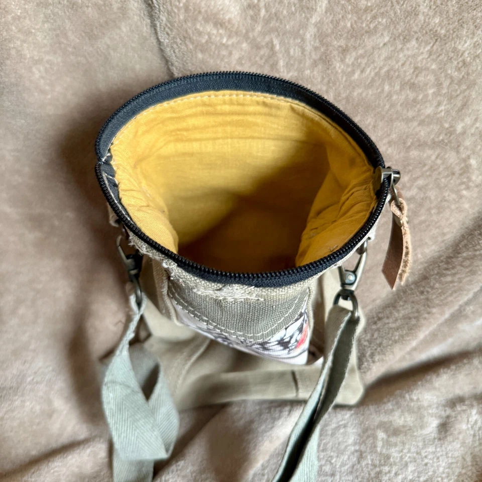 Bolso Bandolera Vintage Addiction Para Mujer Slug Bug Hippie Flor Multicolor Lona Foto 3 de 4