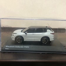 300 1/43 Kyosho Mitsubishi Outlander PHE White Miniature Car el Completed