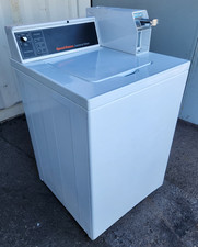 SPEED QUEEN COIN-OP TOP LOAD WASHER MODEL SWNSX2SP115TW02 SN:18060710011 REF
