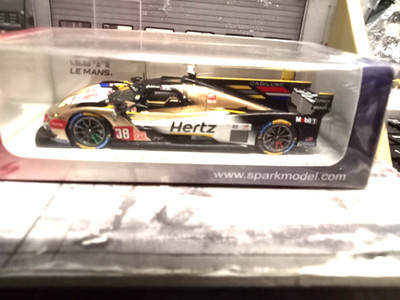 CADILLAC V-Series R 24h Le Mans 2025 Jota Hertz #38 Bamber Button Bou Spark 1:43