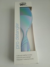 Wet Brush Pro Detangler Hairbrush - Holographic - Blue Pack of 1 