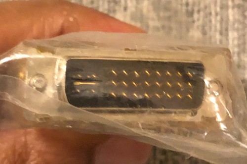 ATI DVI-VGA Adapter/Connector & 4-Pin RCA Female Composite Video to S-Video - Picture 2 of 7