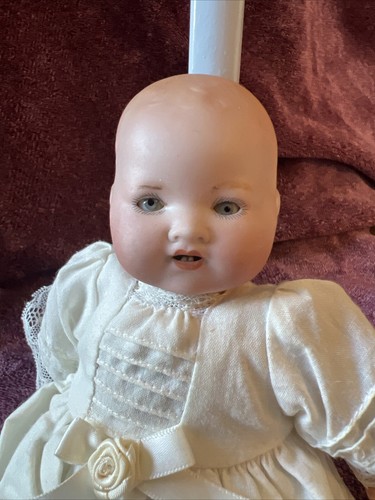 PUPPE ARMAND MARSEILLE A.M. 66/10, Antik, Germany, Porzellankopf Baby