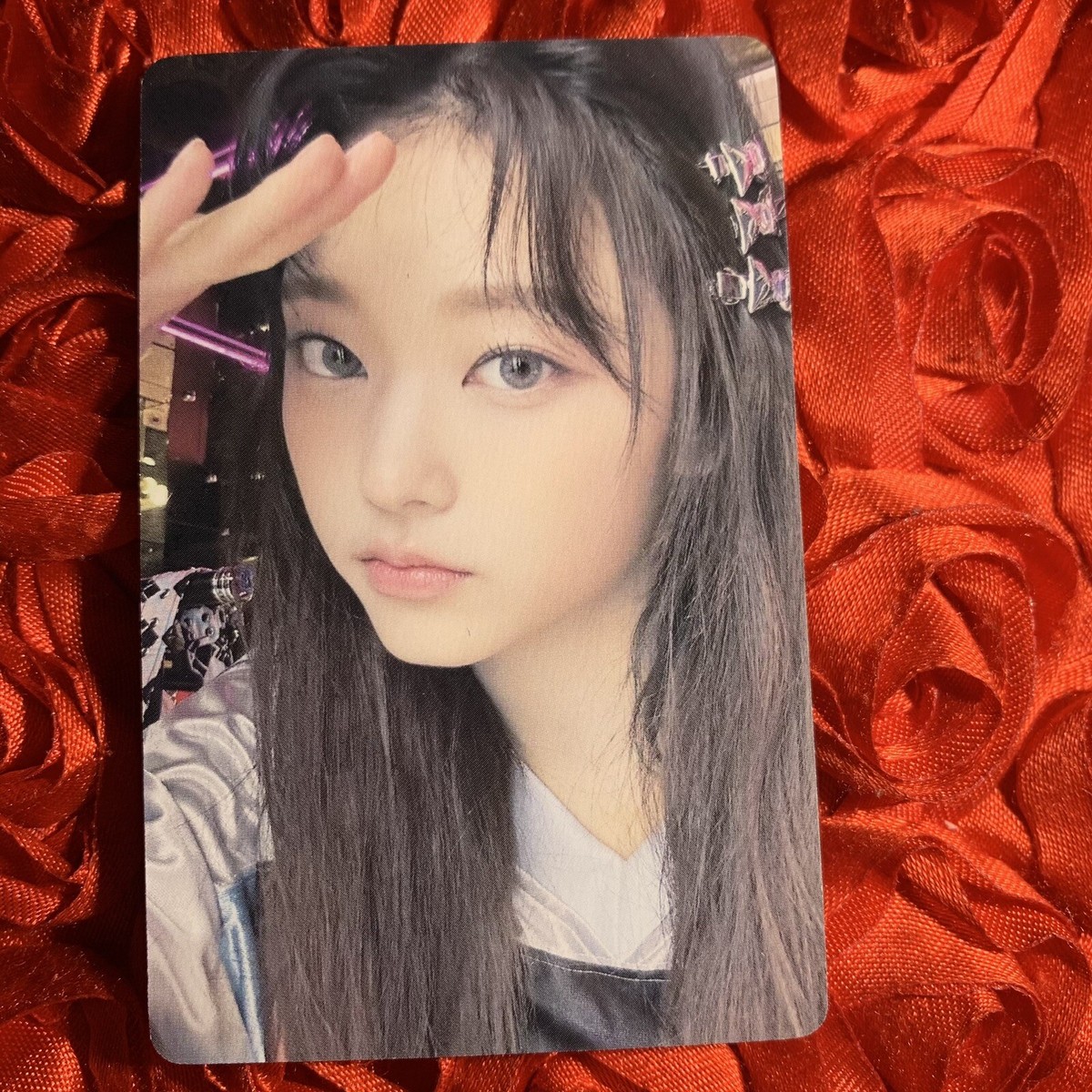 Haerin NEWJEANS Cartoon Power Edition Celeb K-POP Girl Photo Card