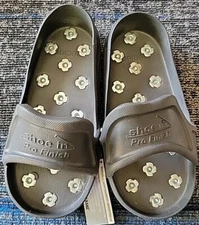 MIDWEST RAKE Shoe-In Spiked Style Shoes for Resinous Coatings, Medium, 46171