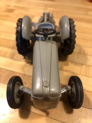 VTG ERTL Ford 9N 50th Anniversary Special Edition Tractor 1939-89 Gray FREE S&H - Picture 8 of 15