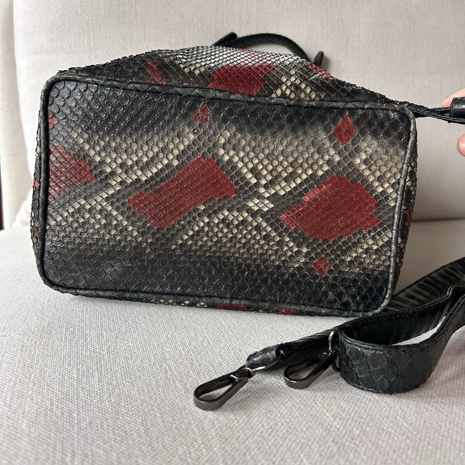 Womens Genuine Everglades Python Bucket Crossbody… - image 9