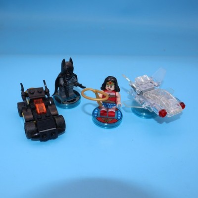 LEGO DIMENSIONS: DC COMICS WONDER WOMAN AND BATMAN both look complete FUN PACKS