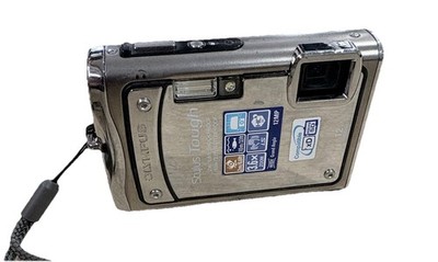 Olympus Stylus Tough 8000 Camera 2gb sd card with battery