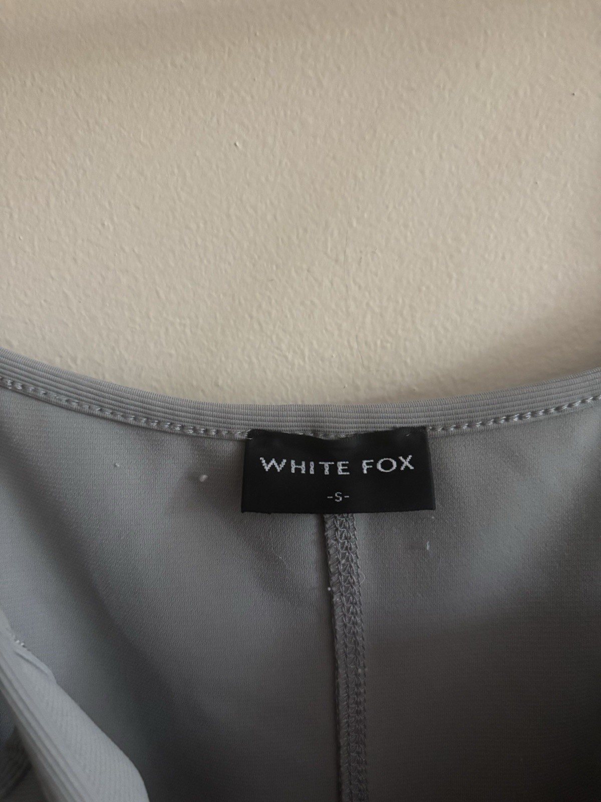 White Fox Gray Ribbed Active Romper Playsuit Wome… - image 3