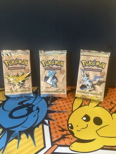 1st edition fossil Art Set Pokémon Booster Packs Vintage