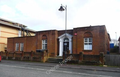 Photo 6x4 Basingstoke - Building I am unable to find out what this buildi c2010