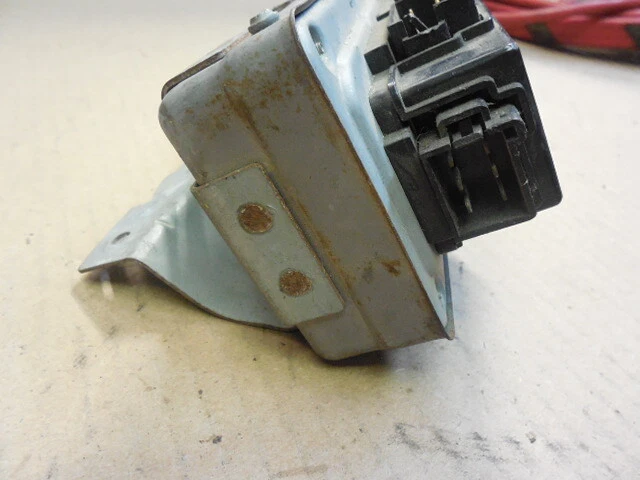 1990 - 1993 Dodge Dynasty Sensor 4688027 Computer Module Unit - Image 3 of 3