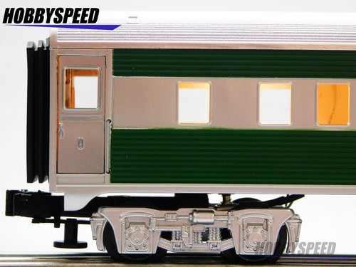 LIONEL CHRISTMAS STREAMLINED OBSERVATION CAR "12025" O GAUGE train 2427900 NEW - Picture 4 of 10