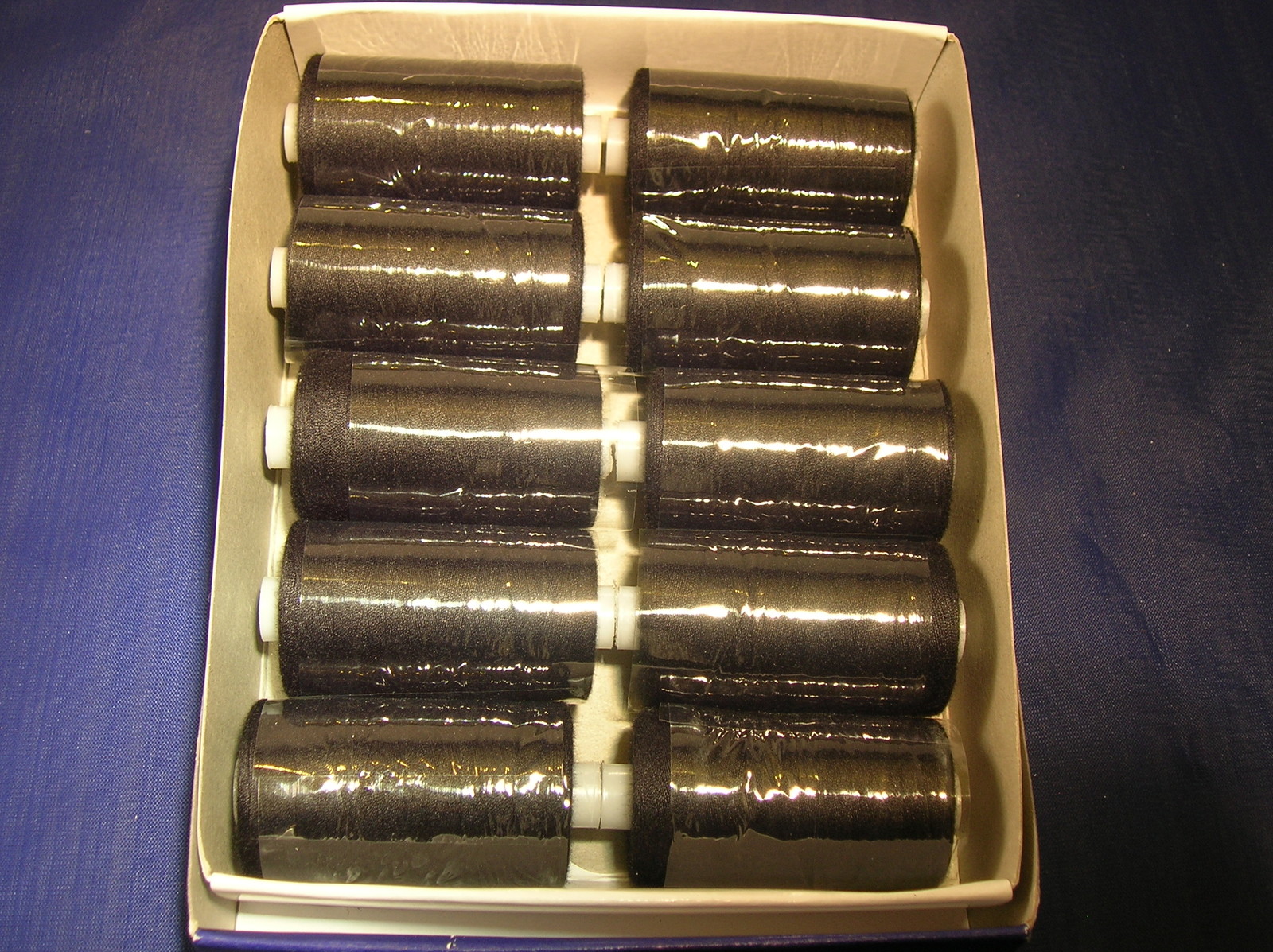 POLYESTER  SEWING THREAD 10 SPOOLS X 1000 YARDS 120S/ 50/2 IN BLACK
