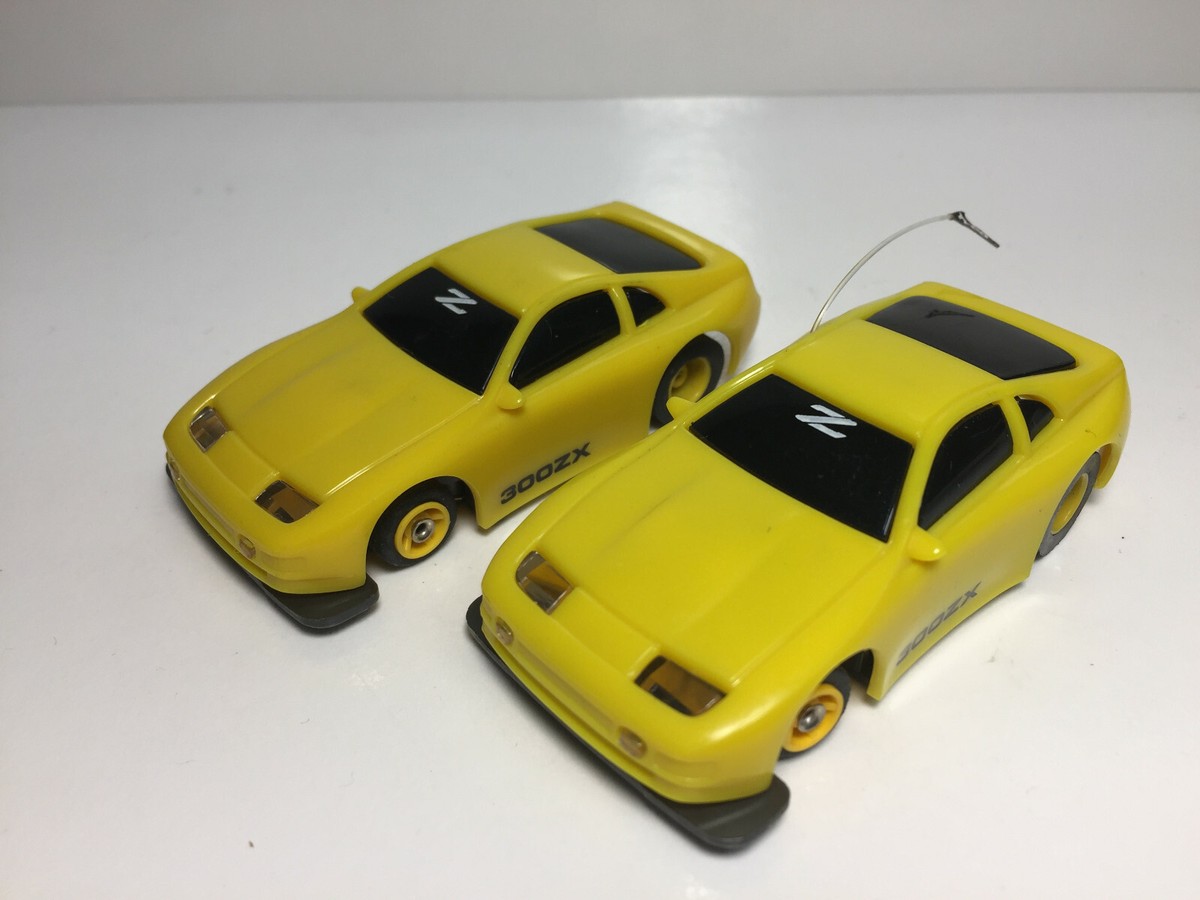 TYCO~TCR~NISSAN 300 ZX Both shades of YELLOW Slotless Cars BRAND