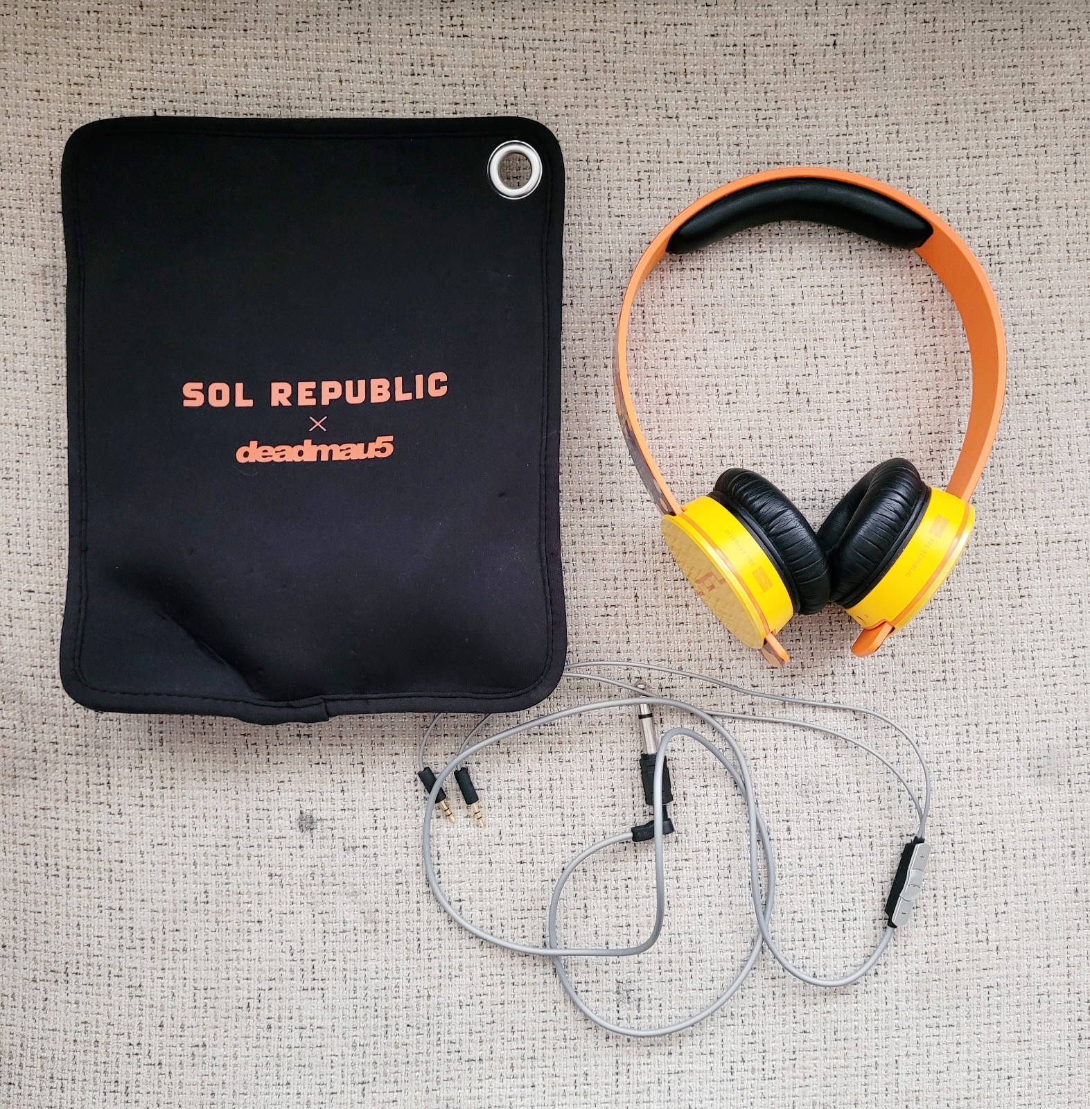 Sol Republic Special Edition Deadmau5 Wired Headphones V10 Vgc