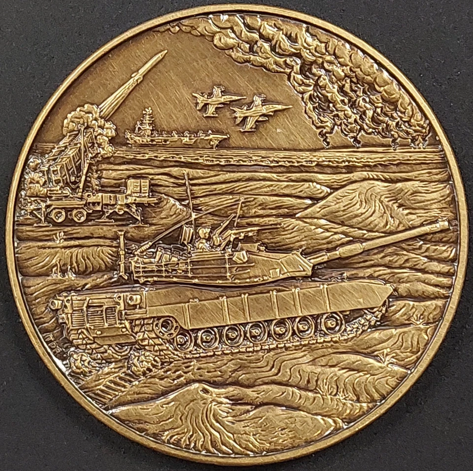 1993 Persian Gulf Veterans National Medal w/box & COA! 1.5" diameter, 23.8 grams - Image 2 of 4