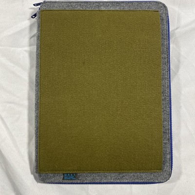 MRKT Mad Rabbit Kicking Tiger Felt 13'' Laptop iPad Sleeve Case Olive Blue