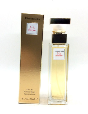 5th Avenue by Elizabeth Arden 1 oz / 30 ml eau de parfum spray Open Box R44