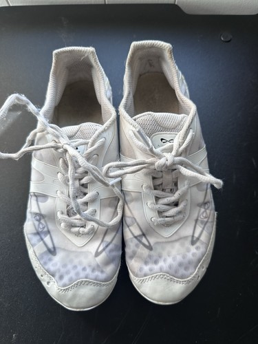 Nfinity Vengeance Women’s Cheer, Sz 8.5, w/carrying Case For Alpha Model