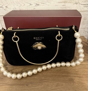 Gucci Beauty Black Fabric Makeup Bag Zipper with Pearl Strap Gold Hardware