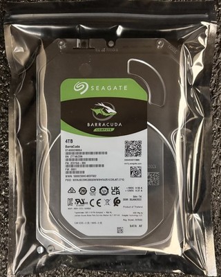 Seagate ST4000DM004 4TB BarraCuda SATA 6Gb/s 256MB Cache 3.5-Inch Internal HDD