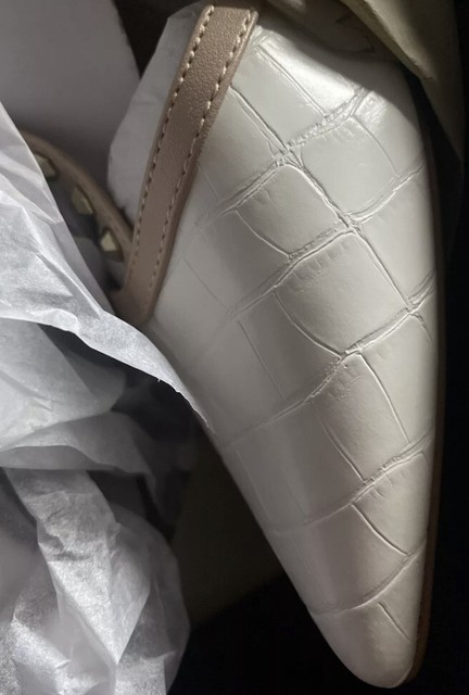 Carvela Kankan Womens White Synthetic Croc Print Shoes Size 6 39 For 