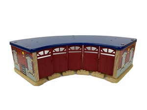 toys r us imaginarium train table