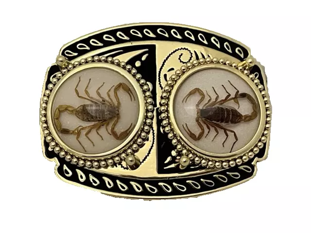 Scorpion top belt buckle