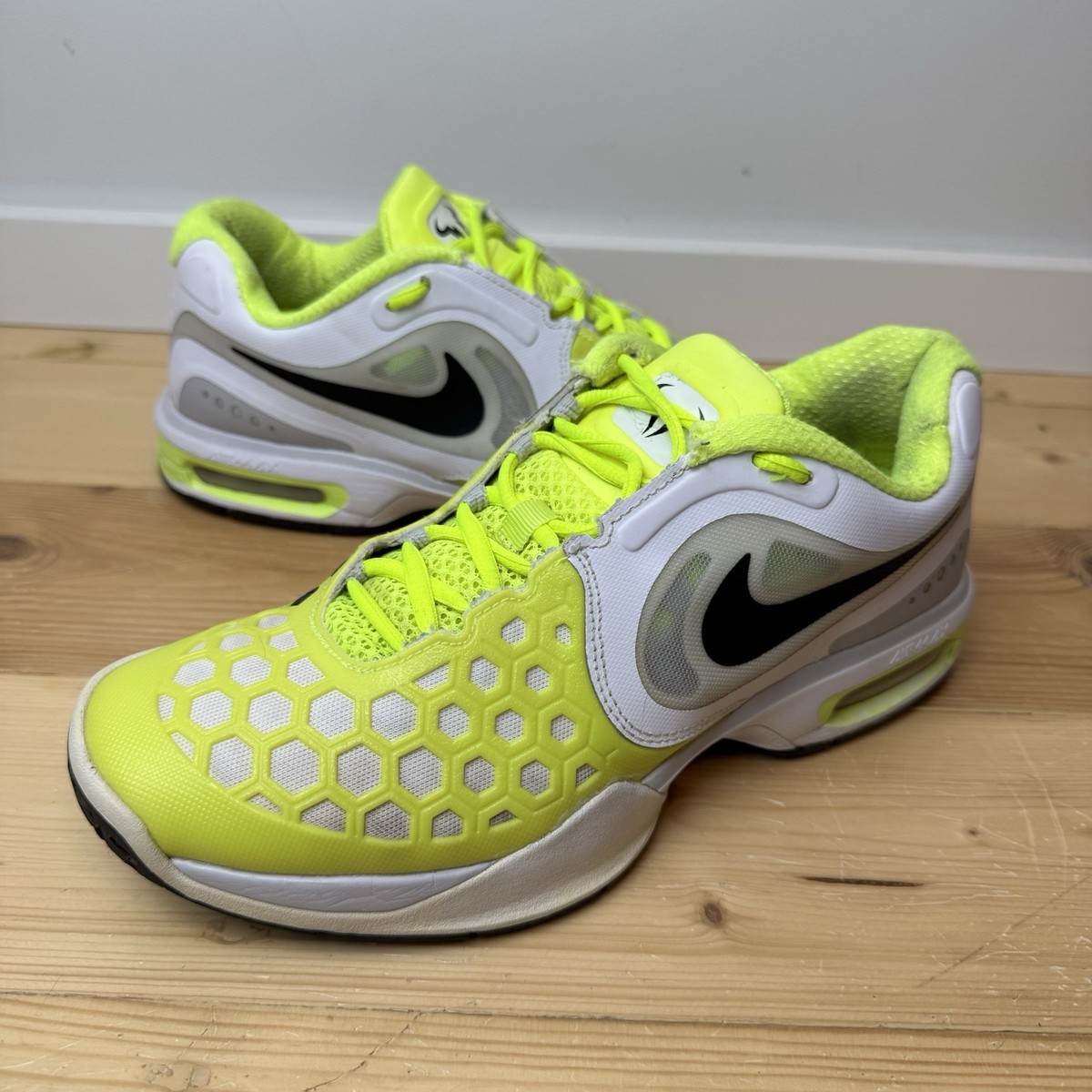 Men's Nike Air Max Courtballistec 4.3 White Black Volt 487986-107