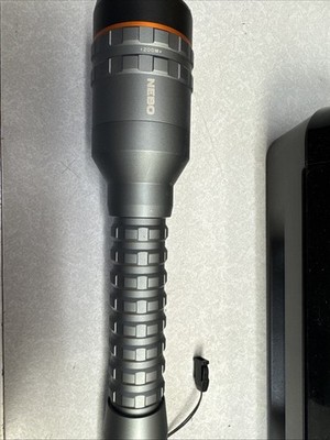 NEBO Davinci 5000 Lumens Handheld Rechargeable Flashlight WORKS GREAT
