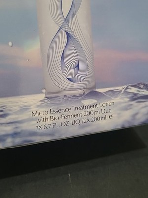 ESTEE LAUDER Micro Essence 200ml 2本セット 【公式通販】