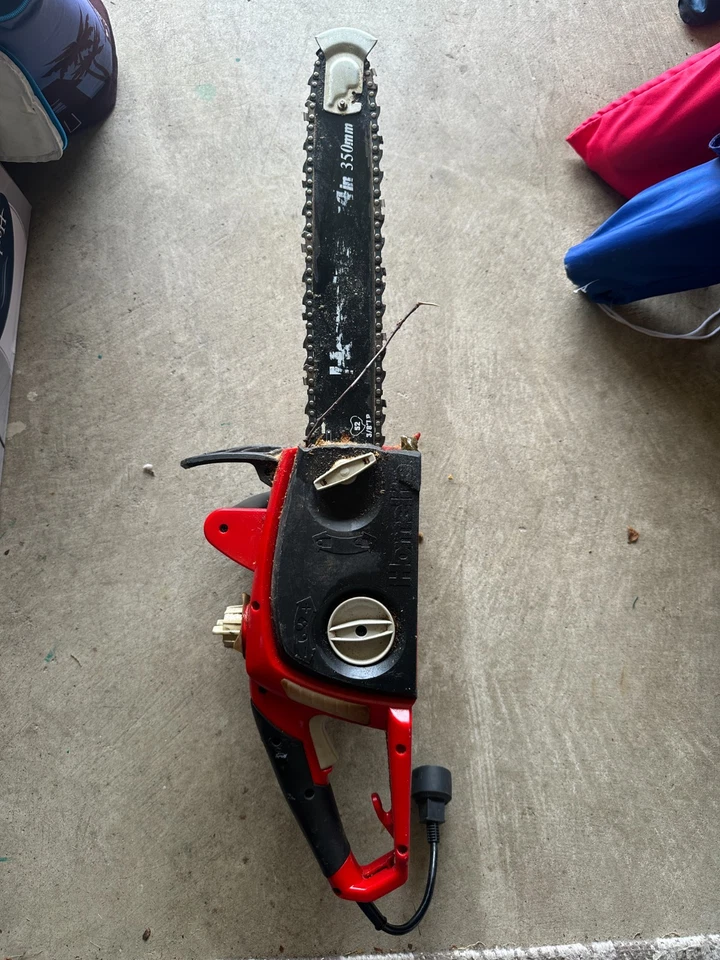 Homelite 14" Electric Chainsaw - Tested and Working! - Image 3 of 4