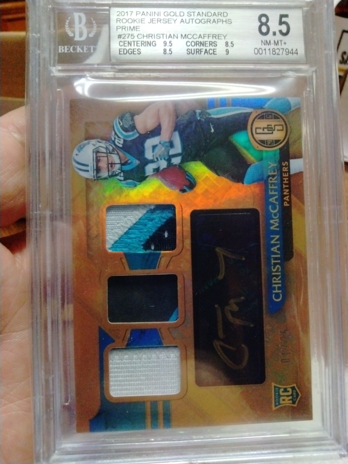 Christian McCaffrey Panini Gold Standard #305 Jersey Autograph-Prime