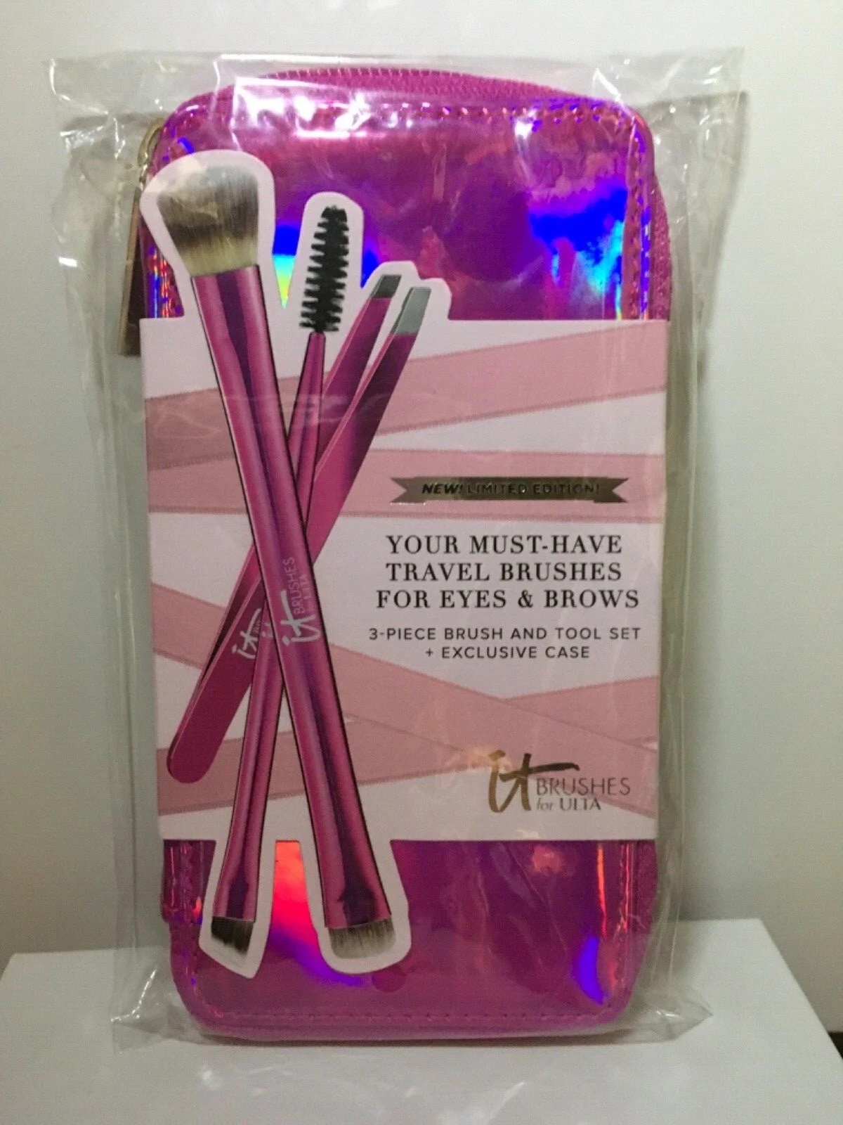 NEW IT COSMETICS 4pc Essential Brushes & Slant Tweezer Eyes & Brows $65 Value
