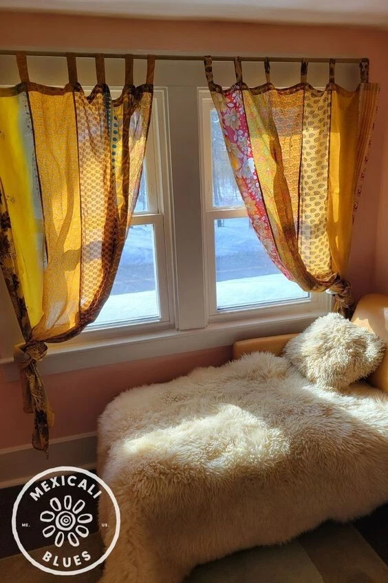 Cortina de retazos de sari indio cortina hecha a mano decoración de ventana cortina de seda sari boho Foto 3 de 4