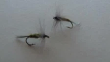1 DOZ DF-6 BAETIS ZINGER BLUE WING OLIVE (SELECT SIZE) DRY FLY