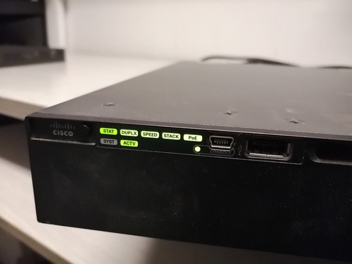 1x Cisco WS-C3650-24PS-S 3650 24 Port PoE+ GiG Switch with inbuilt 4 x 1G - Picture 3 of 3