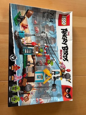 LEGO 75824 Pig City Teardown Angry Birds