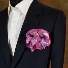 NEW - Men's 2-in-1 Pouf Round Pocket Square - Pink Paisley