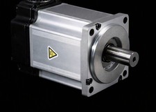 ONE Omron R88M-K40030T-S2 Servo Motor Used