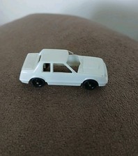 Tyco US 1 Electric Trucking 3946 MOTOR CITY Car Hauler Trailer White Car