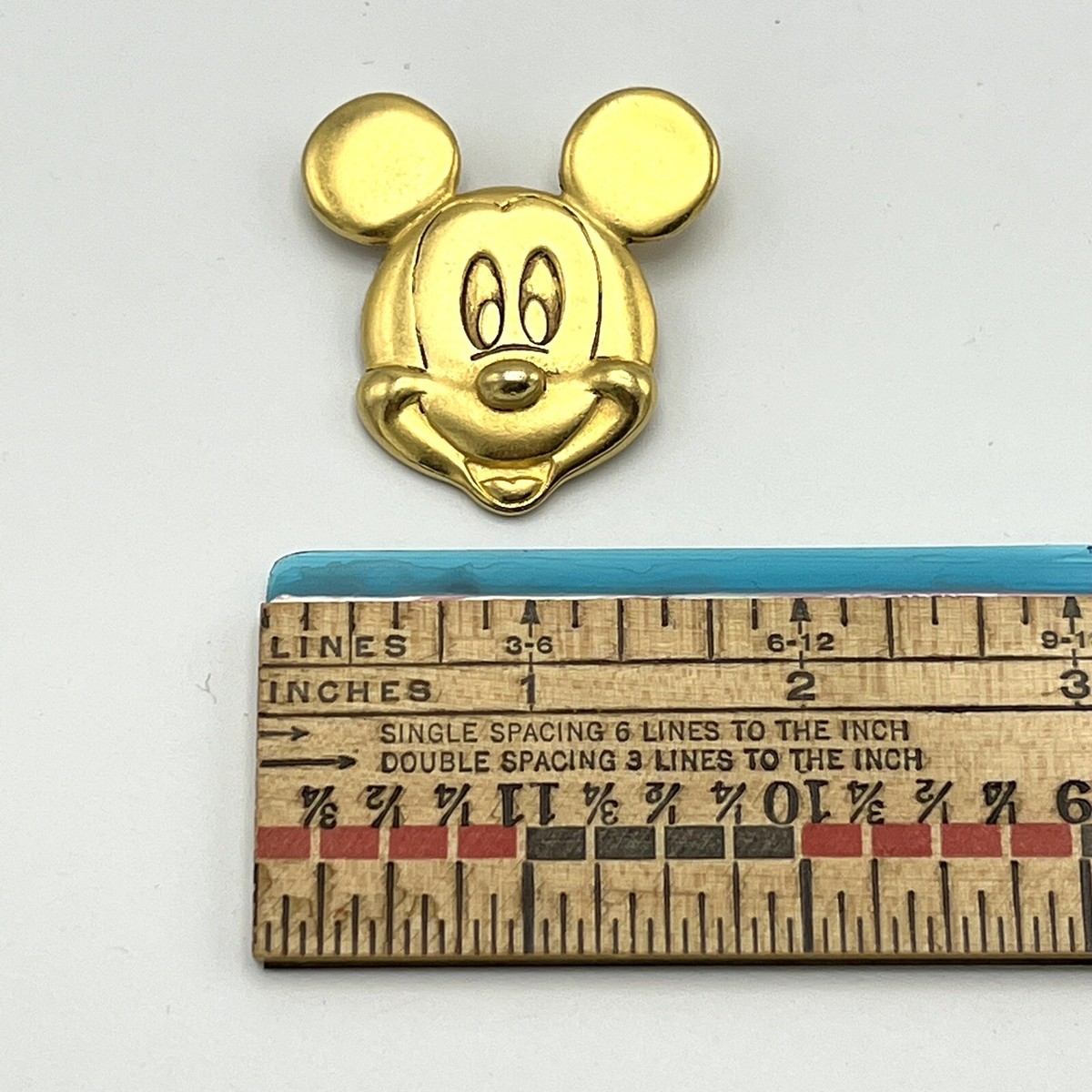 Ultra Rare Disney Pin - Satin Gold Smiling Mickey Mouse Head 93330