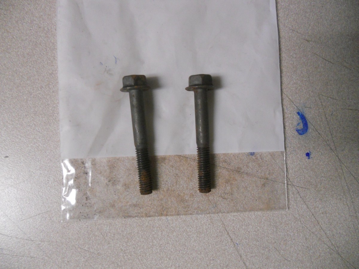 NOS Bolt Fits: Kawasaki 82-05 KZ1000 83-85 ZX1100 84-85 ZN1100